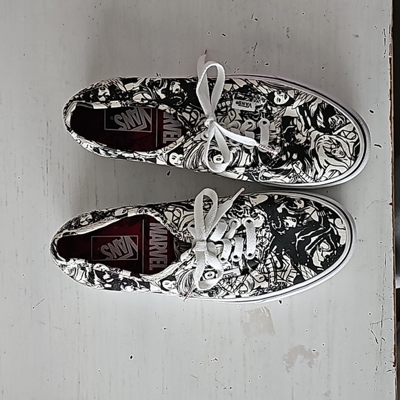 Vans - Picture 1 of 5